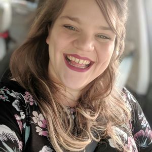 Meet your Posher, Whitney